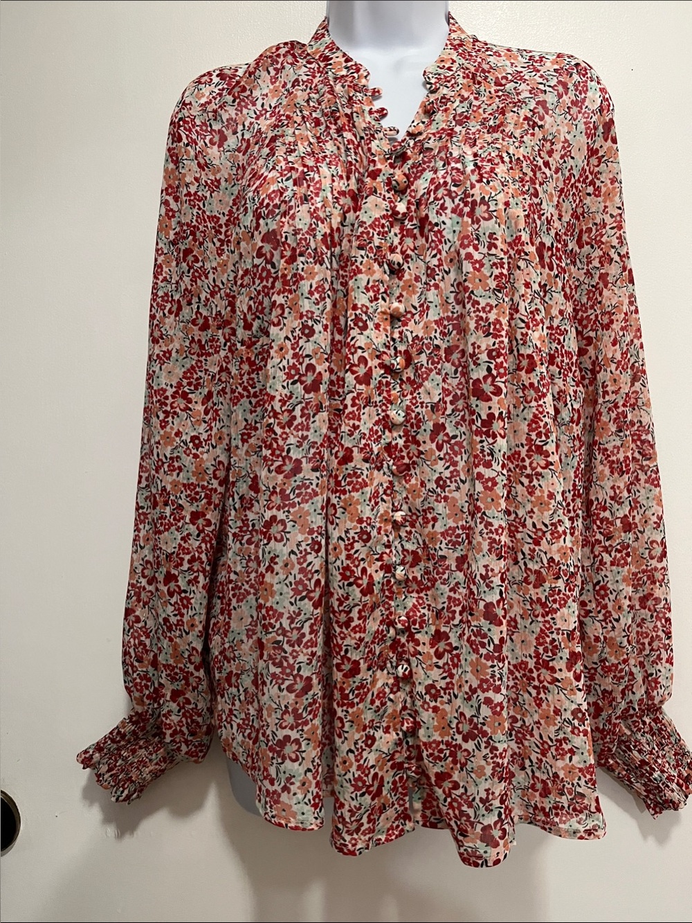 Torrid  Button-Front Long-Sleeve Shirt,Gold thread,smocked cuff
